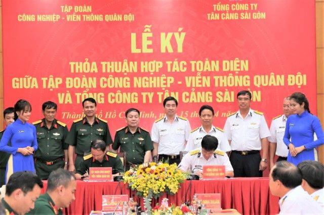 TCSG_ky_thoa_thuan_hop_tac_toan_dien_VIETTEL