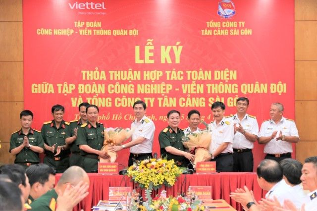 TCSG_ky_thoa_thuan_hop_tac_toan_dien_VIETTEL