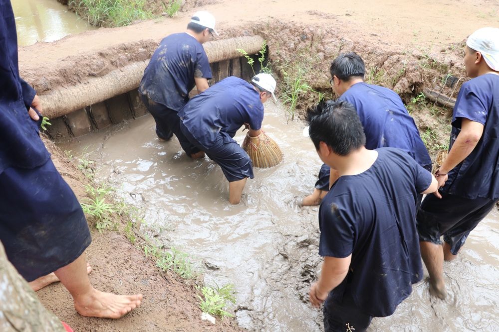 T8_16_Teambuilding_2018_ket_noi_khach_hang_lan_2